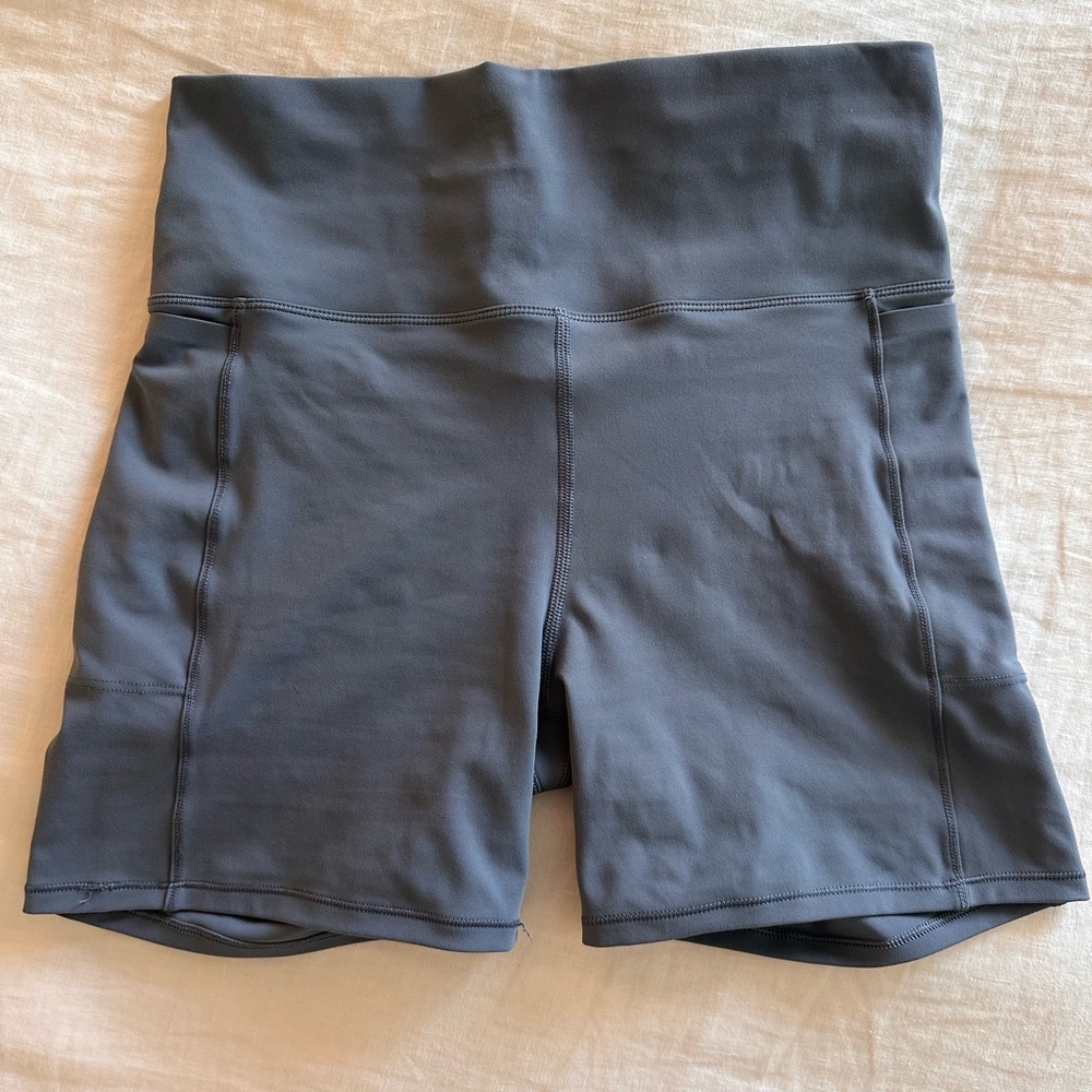 Vuori Biker Shorts